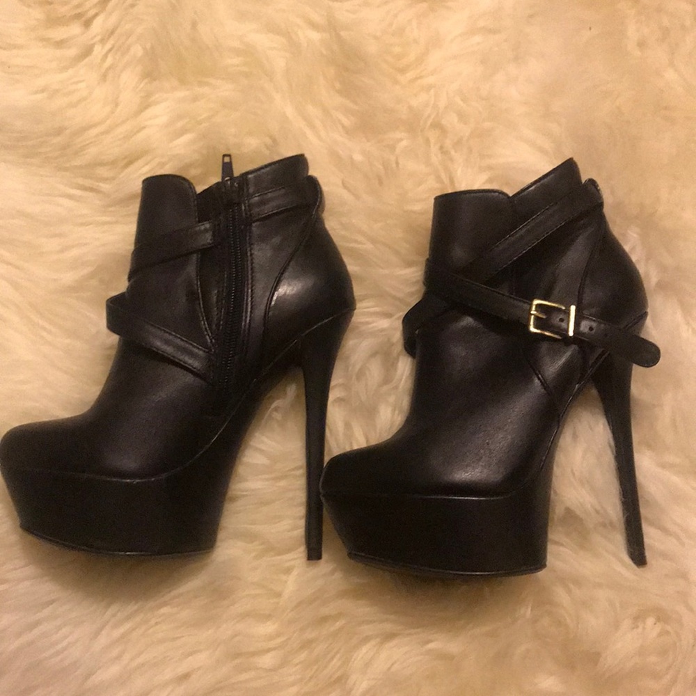Steve Madden Black Heeled Booties